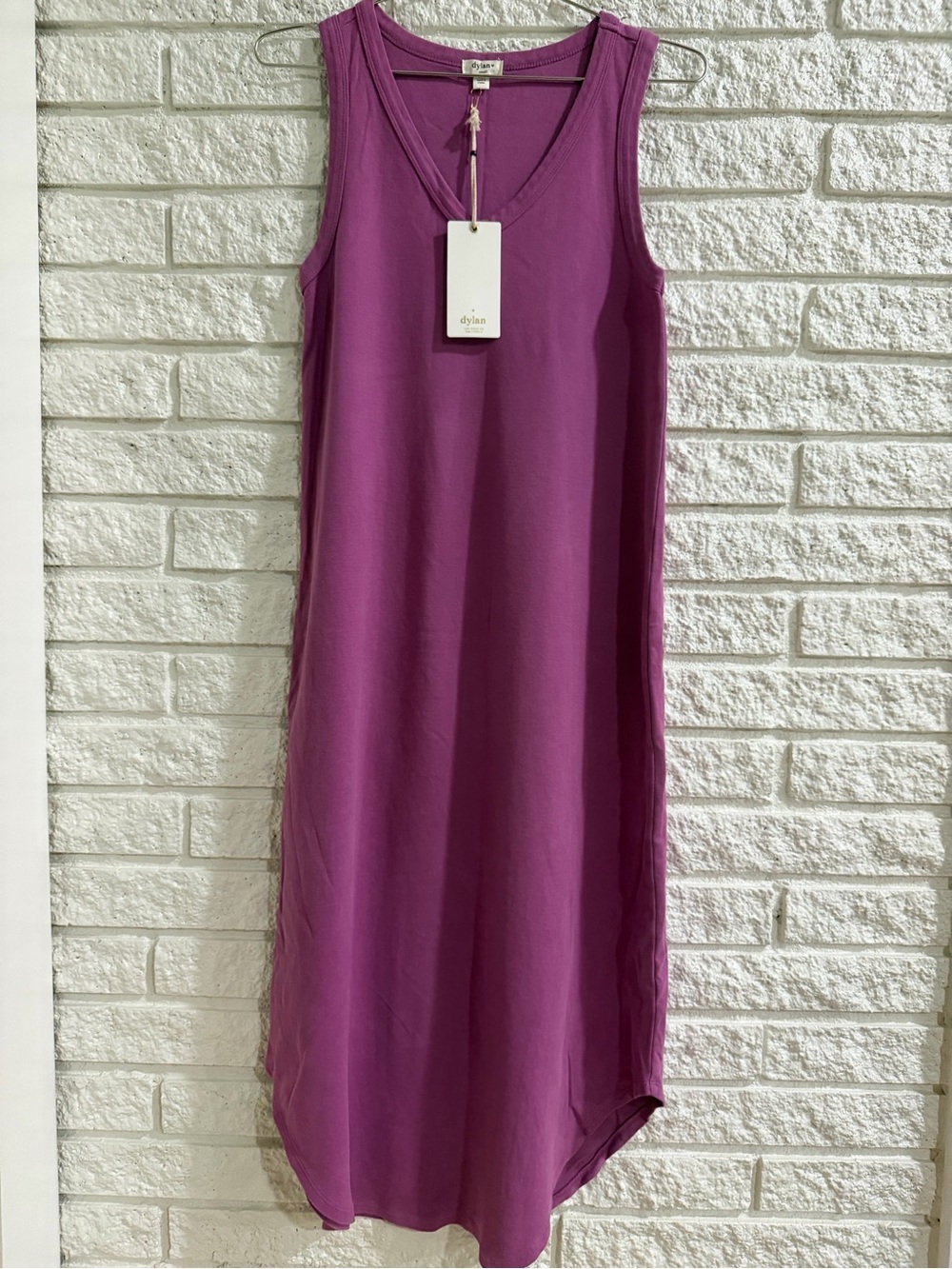 dylan Sleeveless V-Neck Midi Dress in Plum